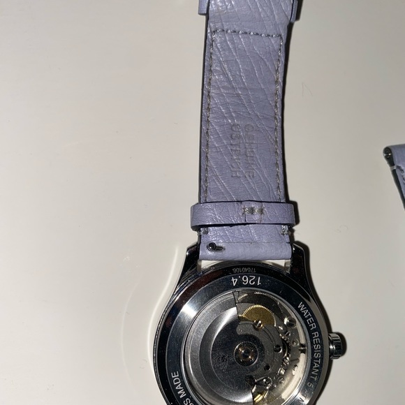 Gucci timeless 38mm snake watch - Picture 2 of 5